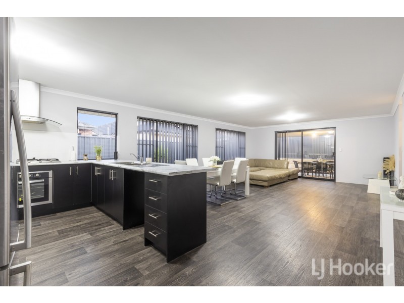 35 Mebbin Grove, Yanchep WA 6035