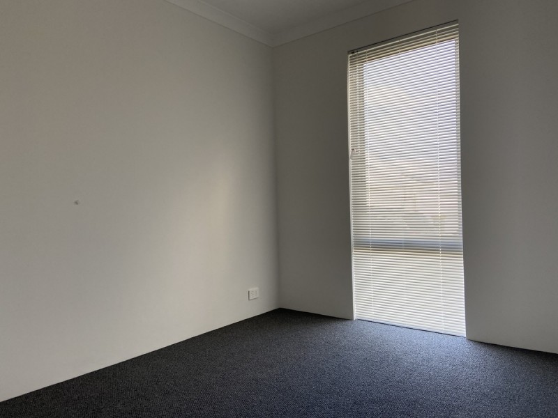 8 Coram Street, Alkimos WA 6038