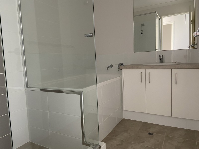 8 Coram Street, Alkimos WA 6038