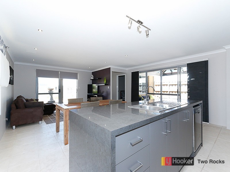 17 Current Street, Yanchep WA 6035