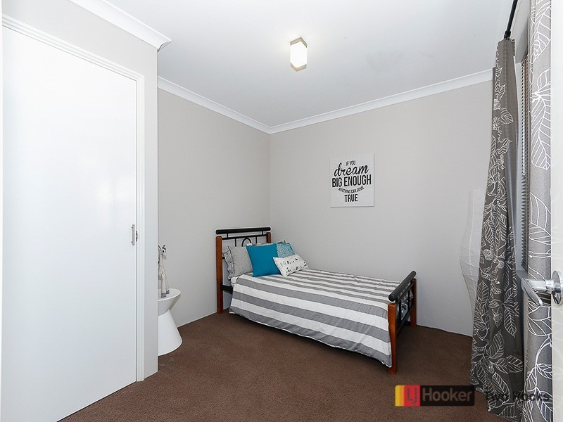 17 Current Street, Yanchep WA 6035