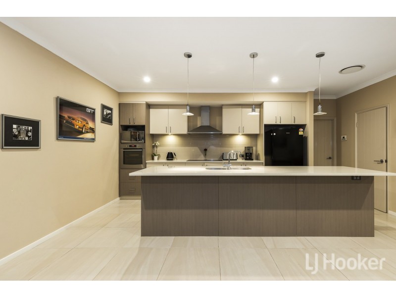 188 Lagoon Drive, Yanchep WA 6035