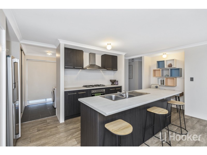 7 Snapper Way, Two Rocks WA 6037