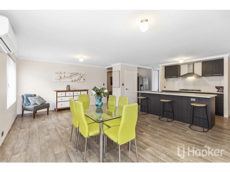 7 Snapper Way, Two Rocks WA 6037