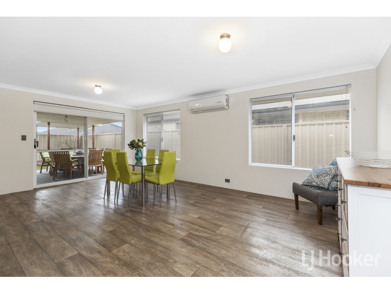 7 Snapper Way, Two Rocks WA 6037