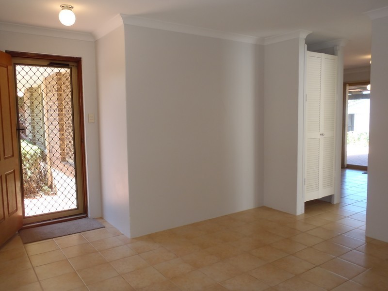 55 Whitfield Drive, Two Rocks WA 6037