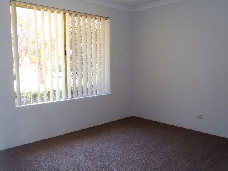 55 Whitfield Drive, Two Rocks WA 6037