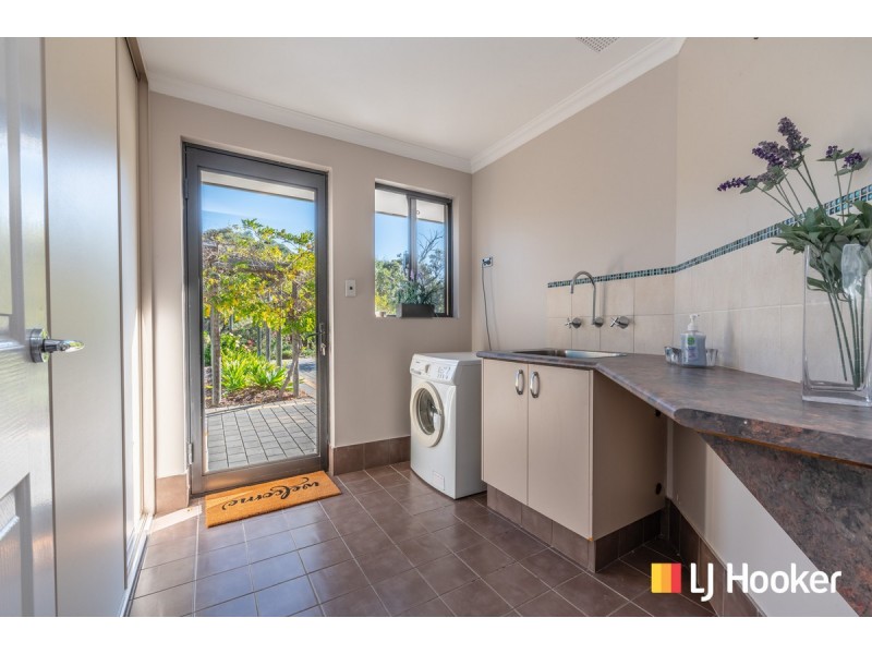 21 Citrus Court, Two Rocks WA 6037