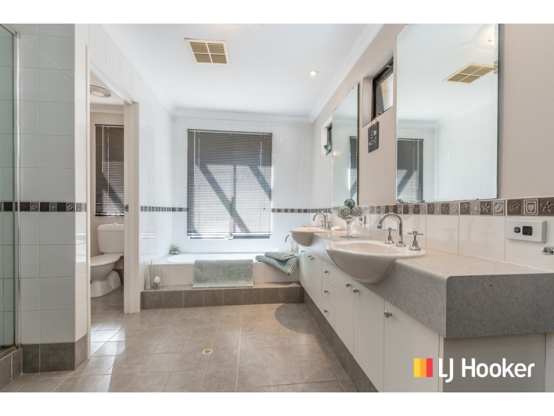 21 Citrus Court, Two Rocks WA 6037