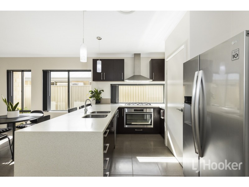 11 Citrine Street, Eglinton WA 6034