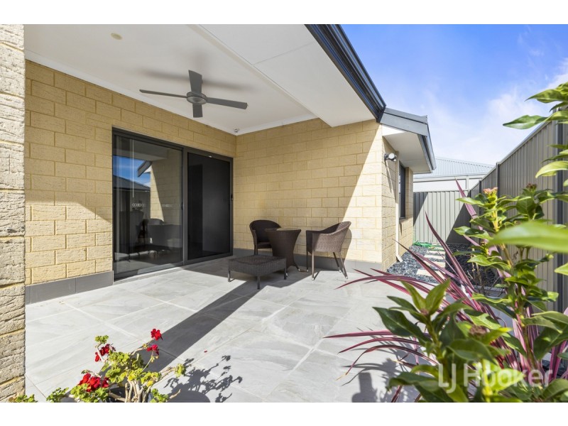 11 Citrine Street, Eglinton WA 6034