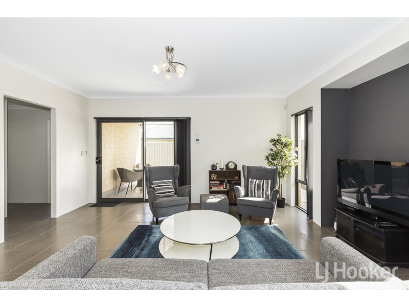 11 Citrine Street, Eglinton WA 6034