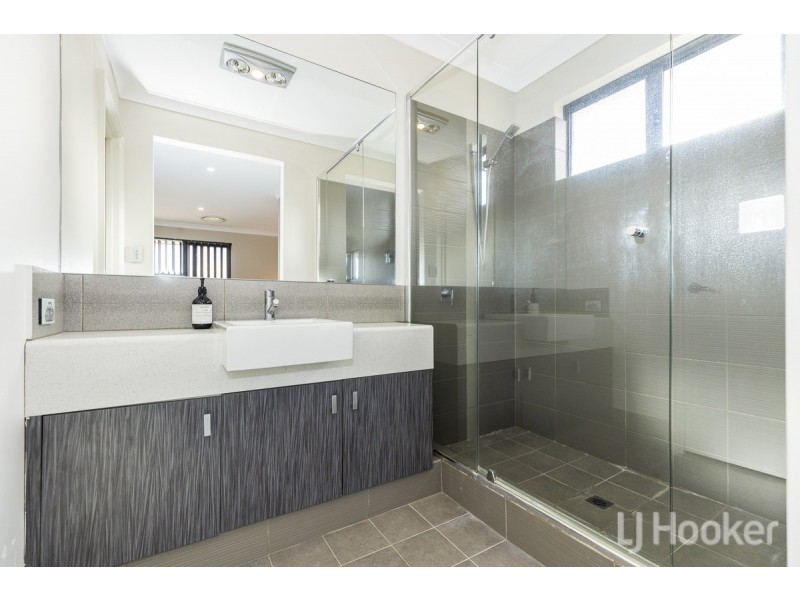 11 Citrine Street, Eglinton WA 6034