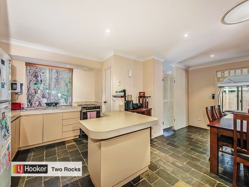 18 Hazeltine Court, Yanchep WA 6035