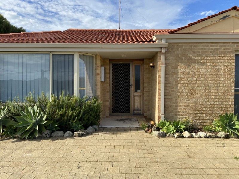 38 Charnwood Avenue, Two Rocks WA 6037