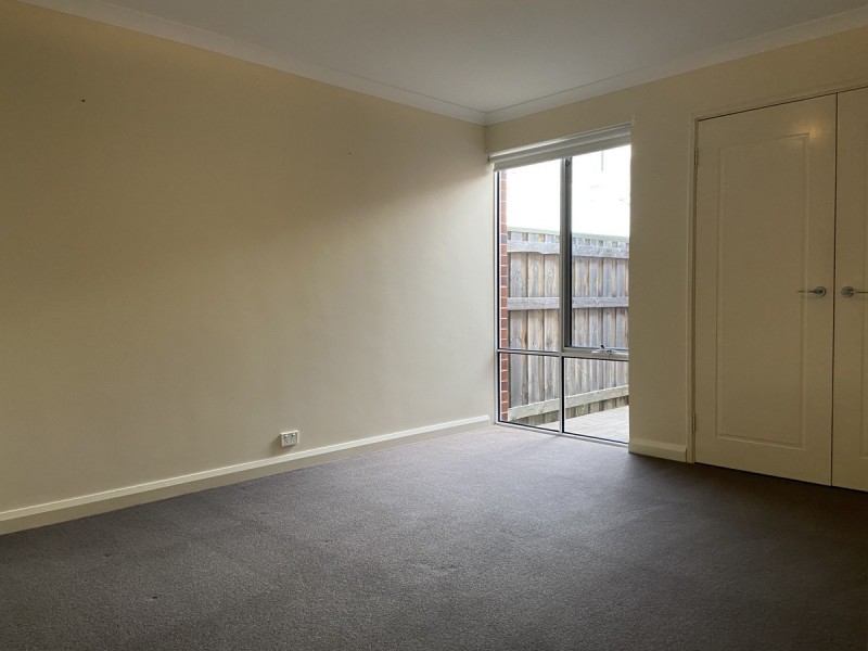 27 Seadrift Street, Yanchep WA 6035