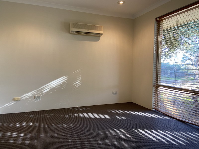 5 Hardy Court, Two Rocks WA 6037