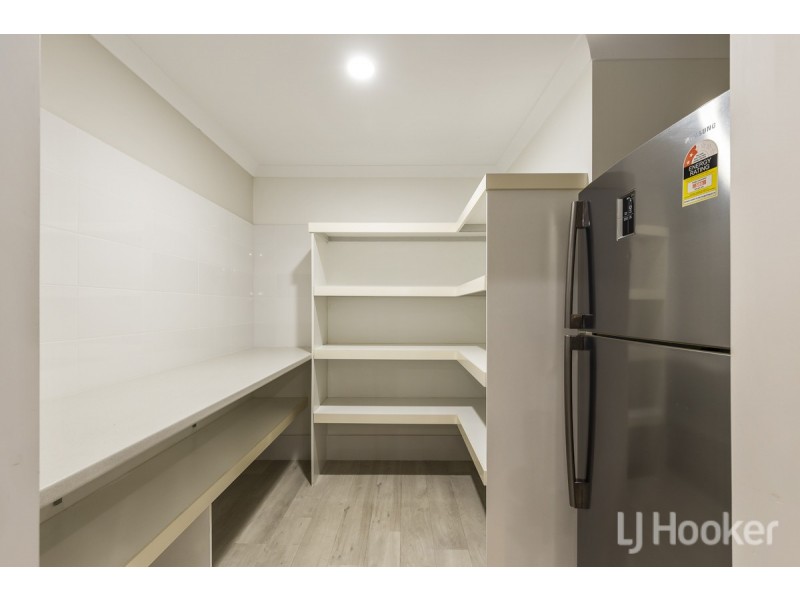 2 Navajo Way, Eglinton WA 6034