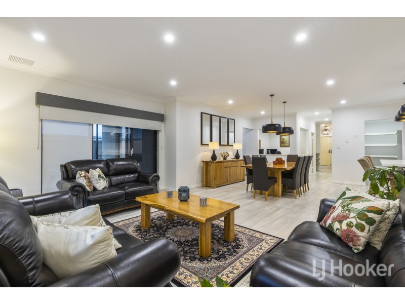 2 Navajo Way, Eglinton WA 6034