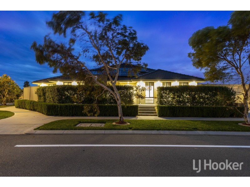 2 Navajo Way, Eglinton WA 6034