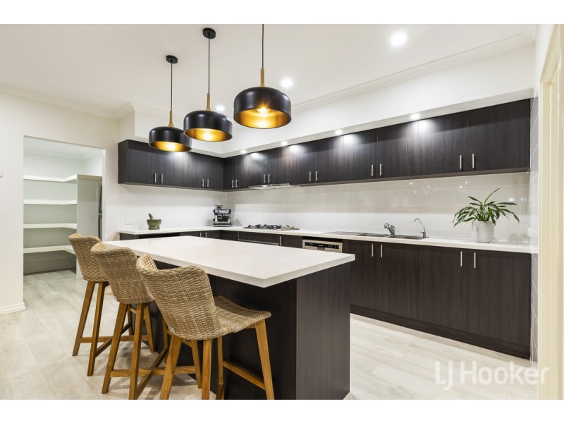 2 Navajo Way, Eglinton WA 6034