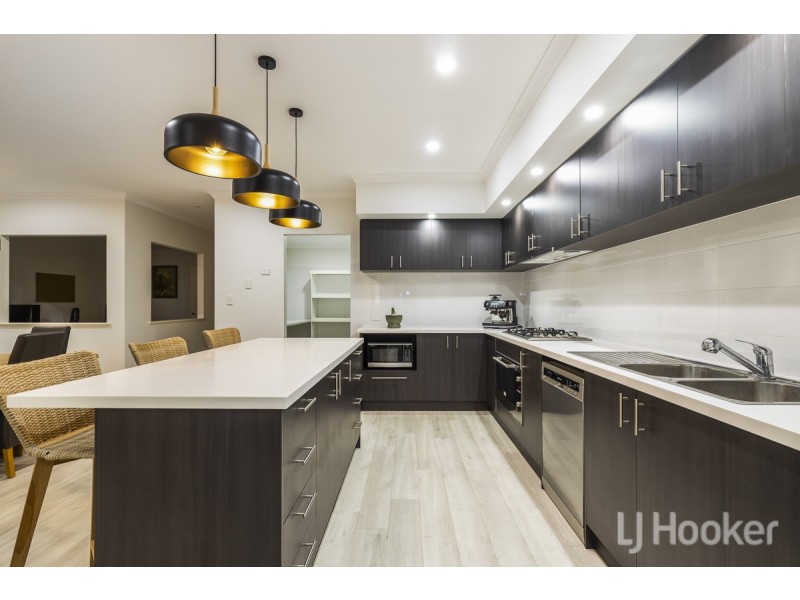 2 Navajo Way, Eglinton WA 6034