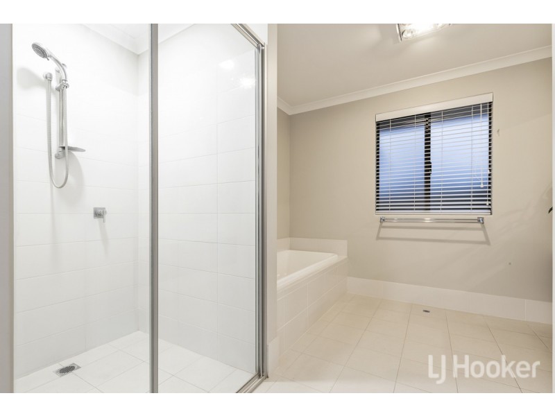 2 Navajo Way, Eglinton WA 6034