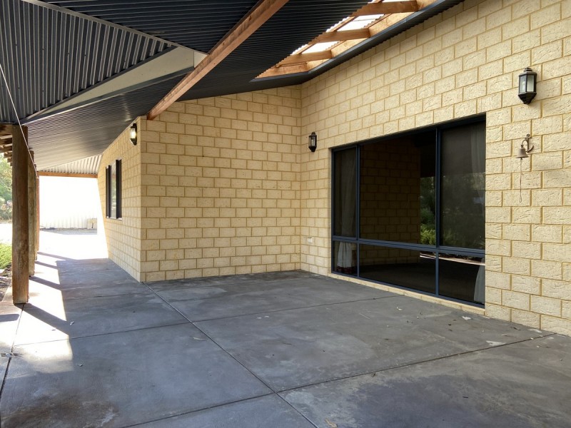 167 Harvest Circle, Two Rocks WA 6037