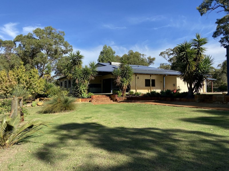 167 Harvest Circle, Two Rocks WA 6037