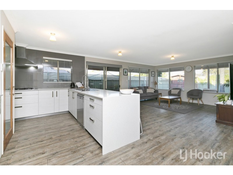 5 Tumut Place, Merriwa WA 6030