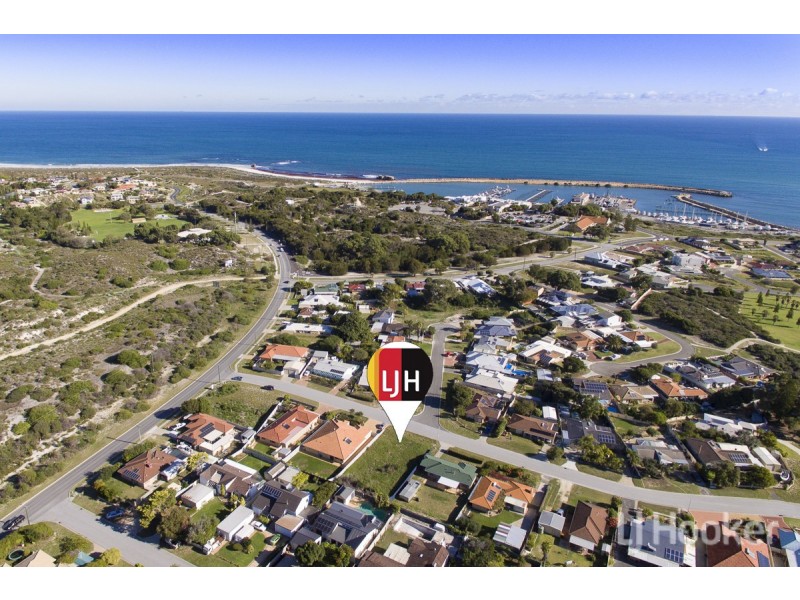 8 Weatherley Drive, Two Rocks WA 6037