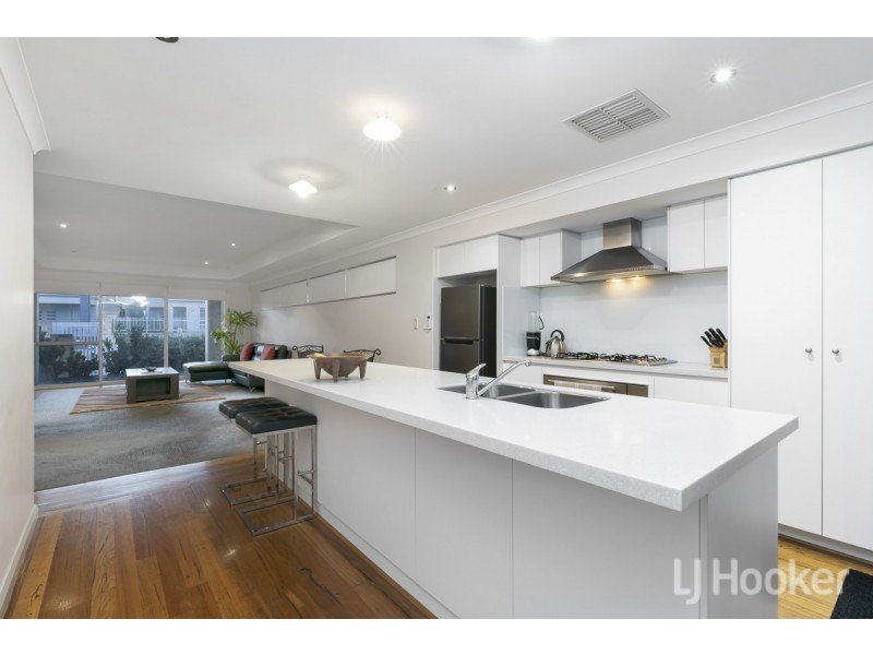 6 Island Way, Yanchep WA 6035