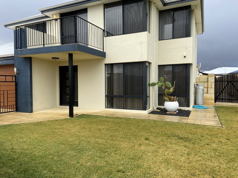 2 Pixie Place, Two Rocks WA 6037