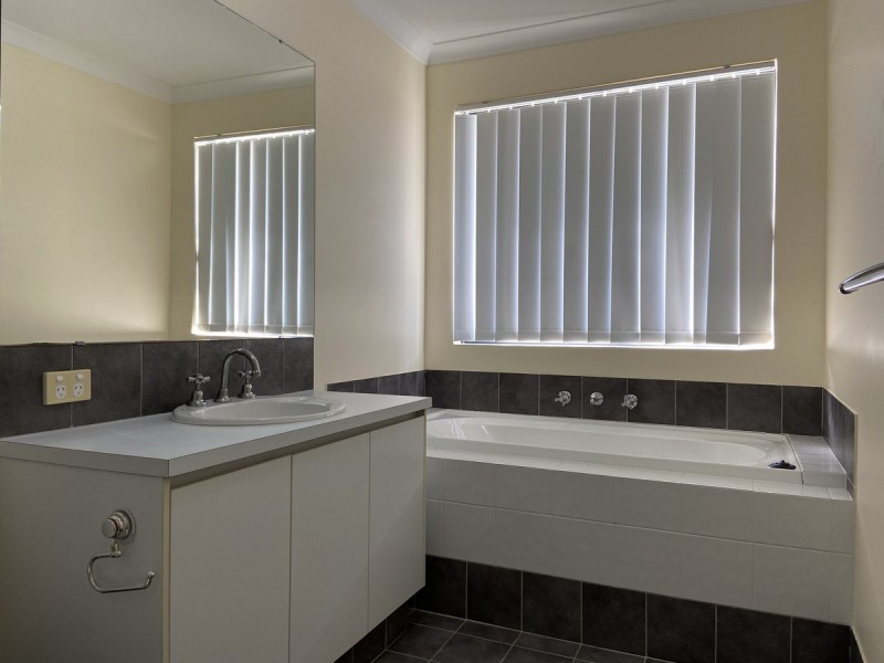 2 Pixie Place, Two Rocks WA 6037