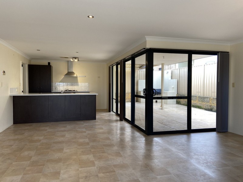 2 Pixie Place, Two Rocks WA 6037