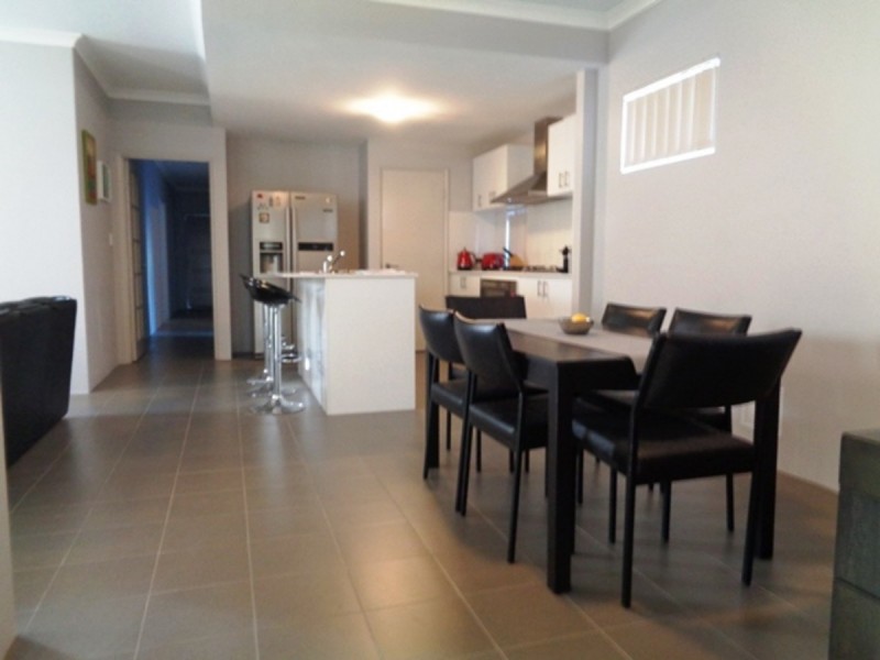 21 Windy Lane, Yanchep WA 6035