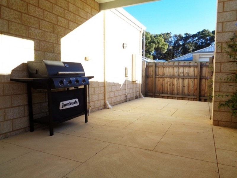 21 Windy Lane, Yanchep WA 6035