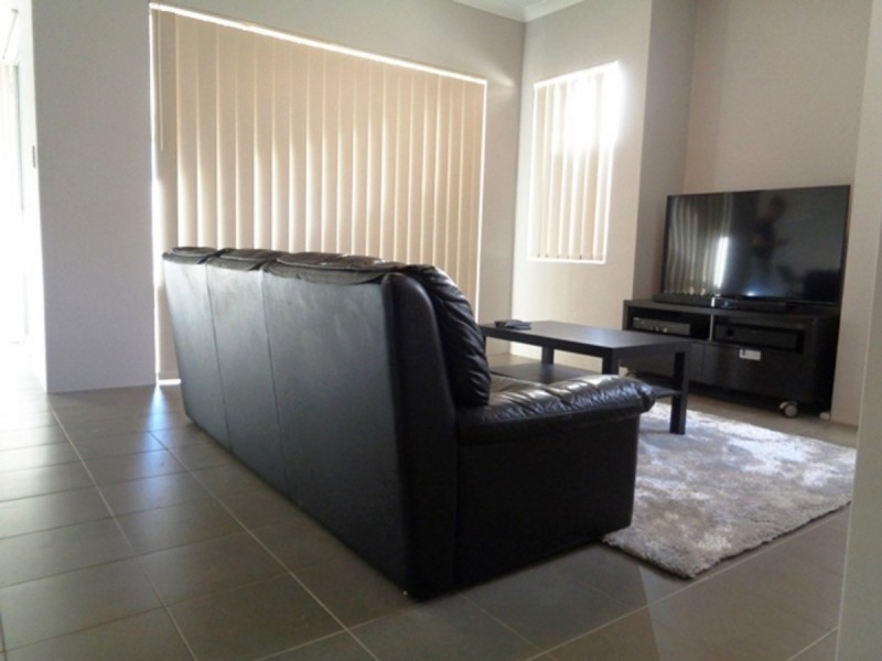 21 Windy Lane, Yanchep WA 6035