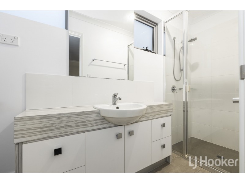 22 Nullarbor Avenue, Yanchep WA 6035