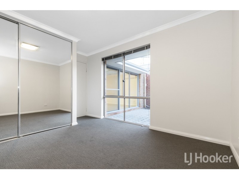 22 Nullarbor Avenue, Yanchep WA 6035