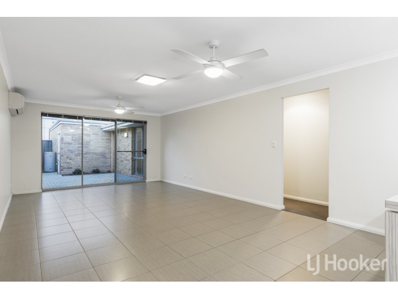 22 Nullarbor Avenue, Yanchep WA 6035