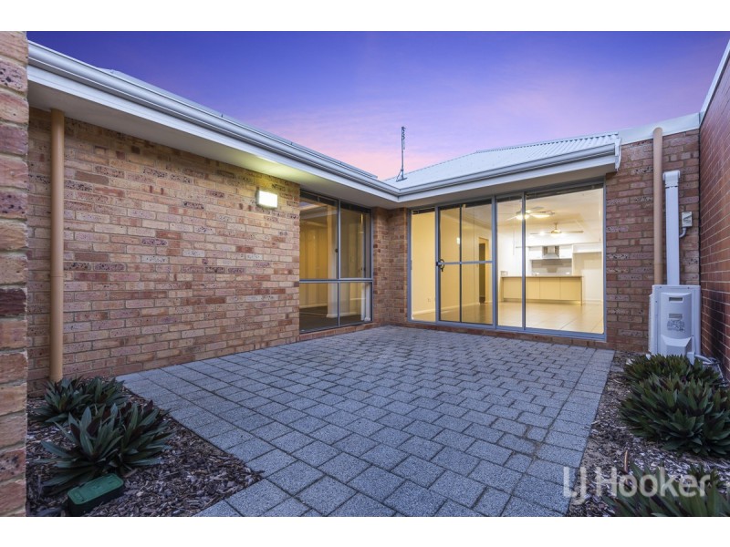 22 Nullarbor Avenue, Yanchep WA 6035