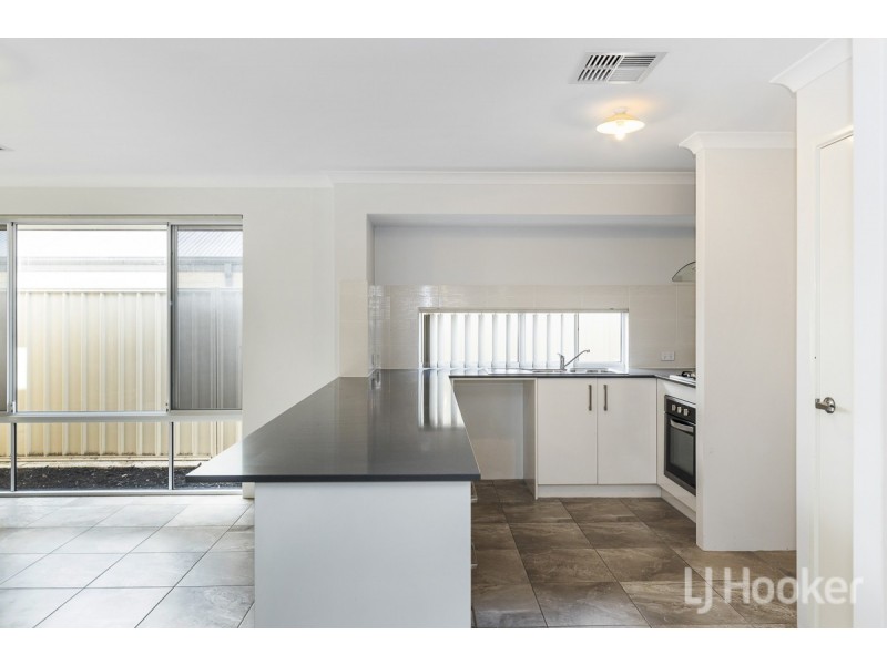 9 Mulloway Street, Two Rocks WA 6037