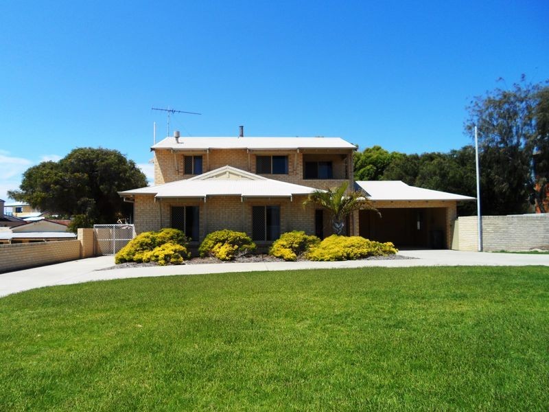 11 Springhill Place, Two Rocks WA 6037