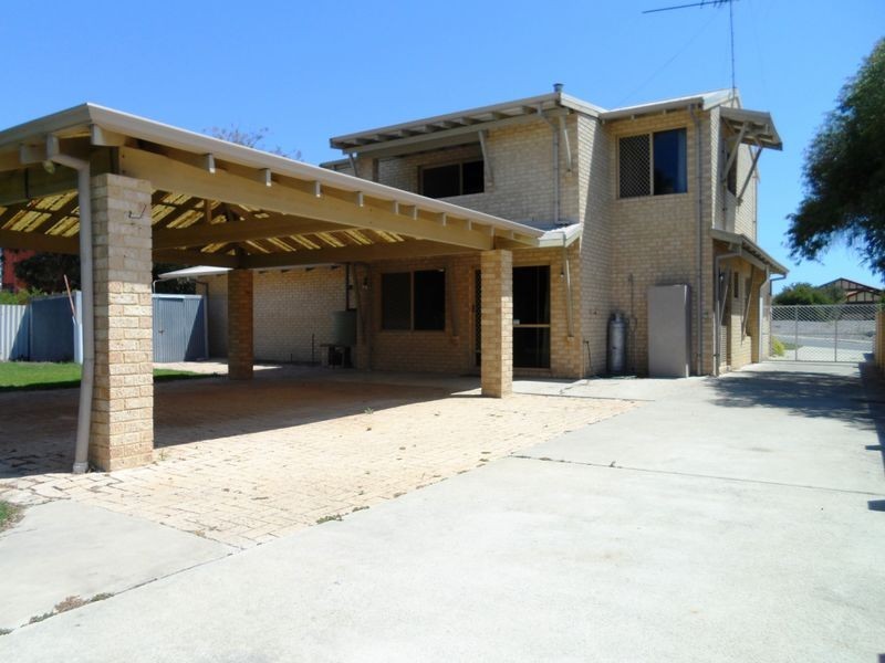 11 Springhill Place, Two Rocks WA 6037