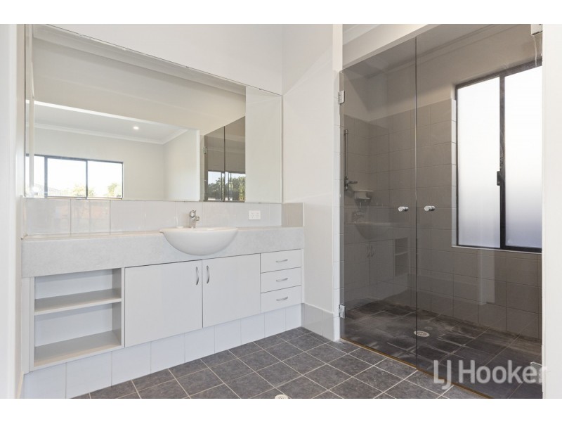 11 Carnoustie Court, Yanchep WA 6035