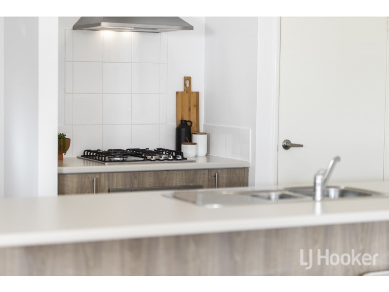 68 Skysail Avenue, Alkimos WA 6038