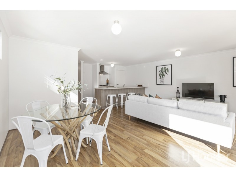 68 Skysail Avenue, Alkimos WA 6038