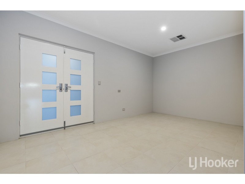 23 Current Street, Yanchep WA 6035