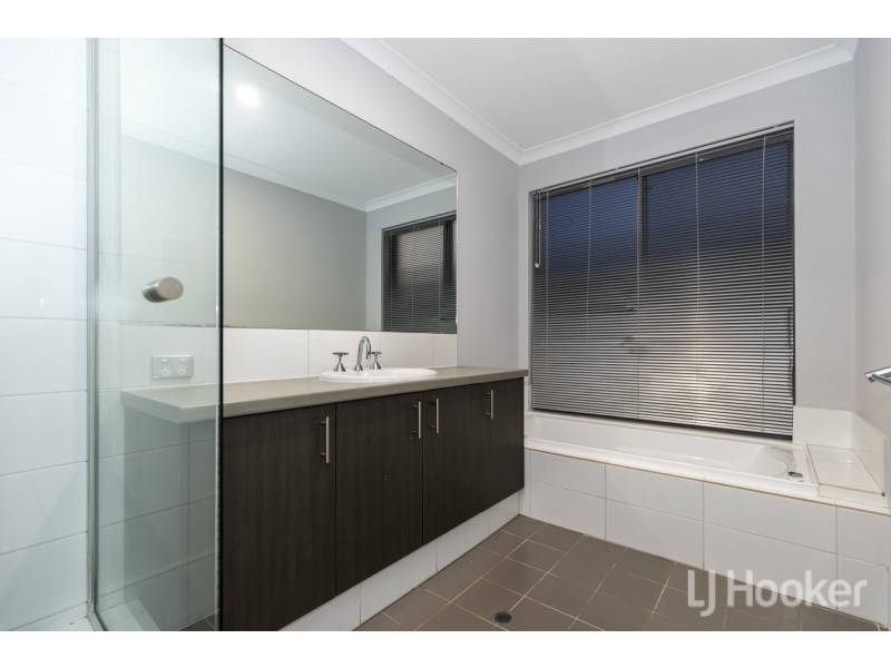 23 Current Street, Yanchep WA 6035